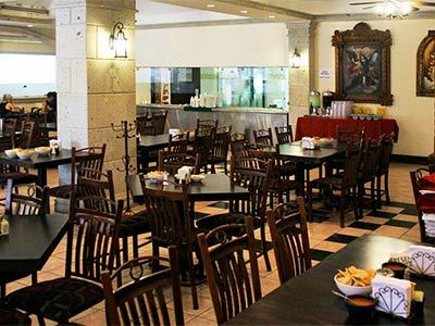 El Camino Inn&suites Hotel
